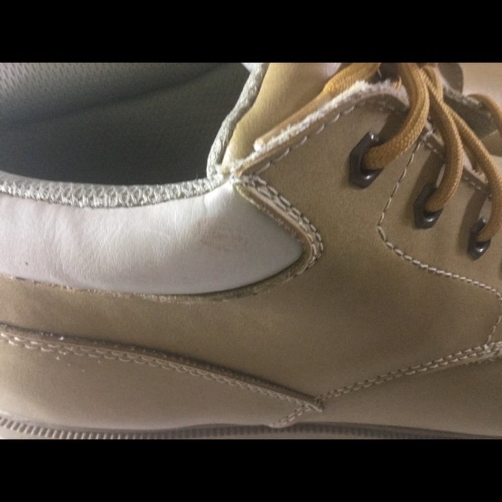 SOLD! Hunter's Bay Men's Chukka Boots - Picture 14 of 14